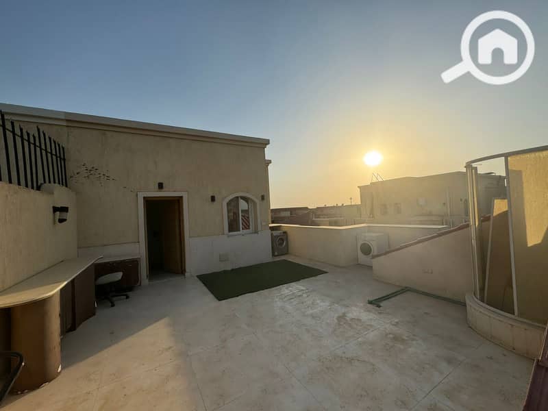 19 500873bc-720e-49e0-a5d5-5d959fcafc80. jpeg