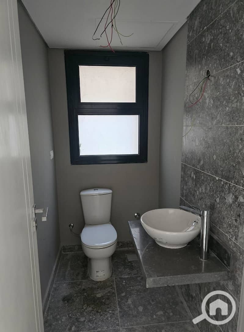 13 WhatsApp Image 2025-08-19 at 17.50. 17_b6e03af5. jpg