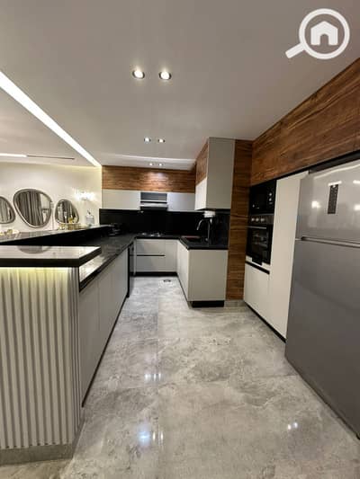 شقة 4 غرف نوم للبيع في القاهرة الجديدة، القاهرة - cbdd0351-9d60-4bba-8f98-aa57bd1674dd. jpg