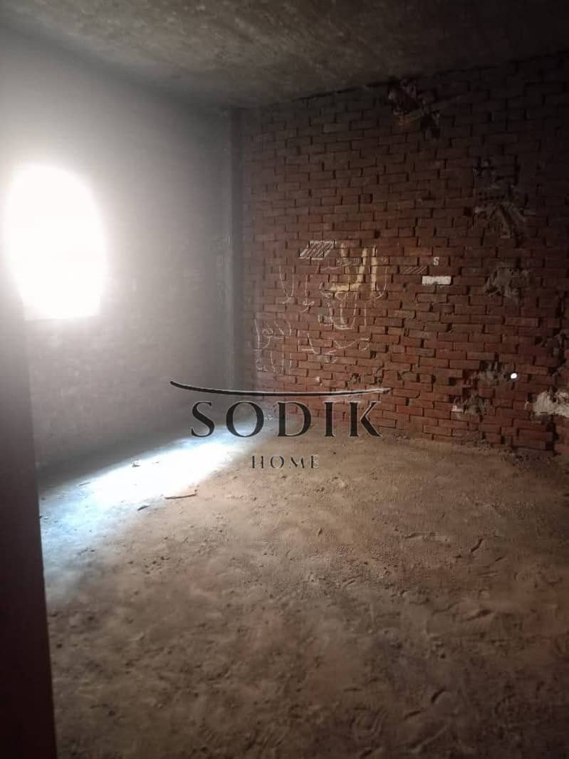 7 WhatsApp Image 2025-12-15 at 10.22. 35 AM (2). jpeg