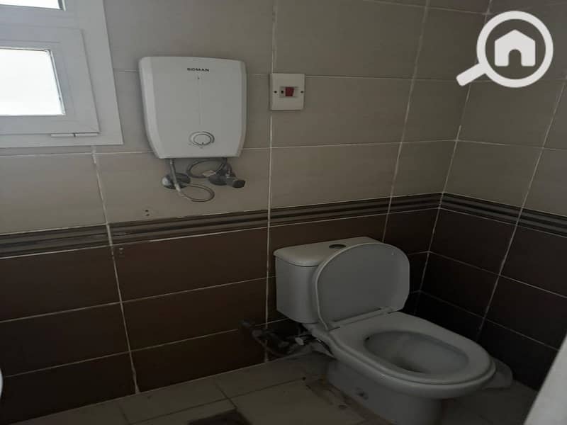 5 267b0c4e-19aa-429f-b6c2-ff57ed8b32db. jpeg