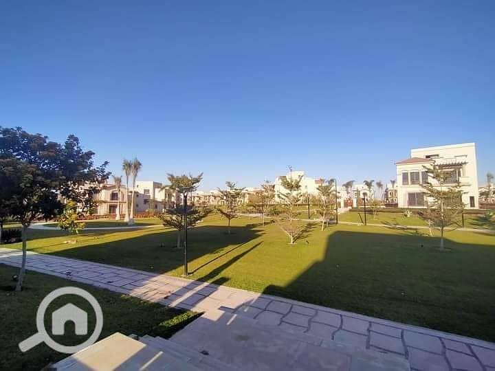 8 c9fb9cab-9e04-4fd7-83eb-6eefdd7bc904. jpg