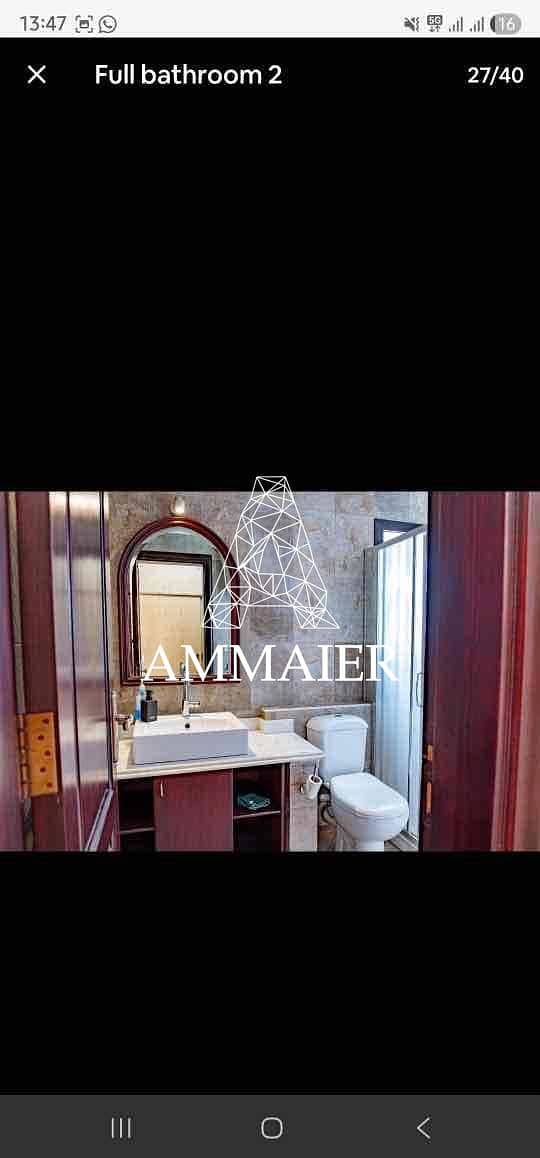 12 055d370a-64be-4390-9d75-24b48a4af908. jpg