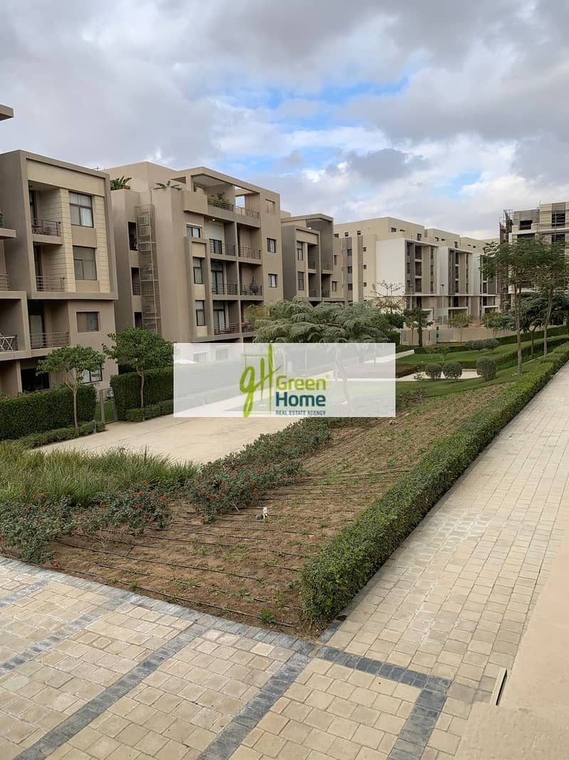 10 76068e9c-045c-4c07-a249-0e3ce67e2472. jpg