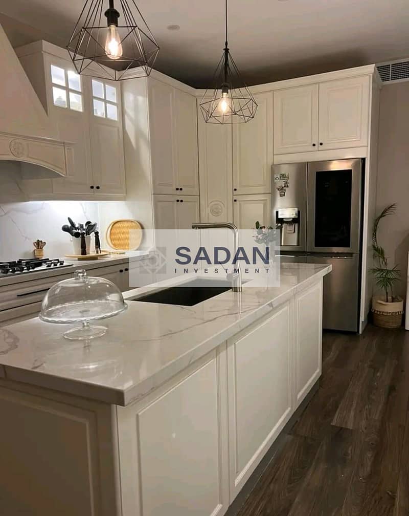 4 9cfa5863-d6bf-40de-8490-35e7e766ddb2. jpeg