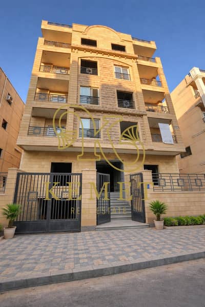 4 Bedroom Duplex for Sale in New Cairo, Cairo - WhatsApp Image 2026-01-14 at 12.00. 14 PM. jpeg