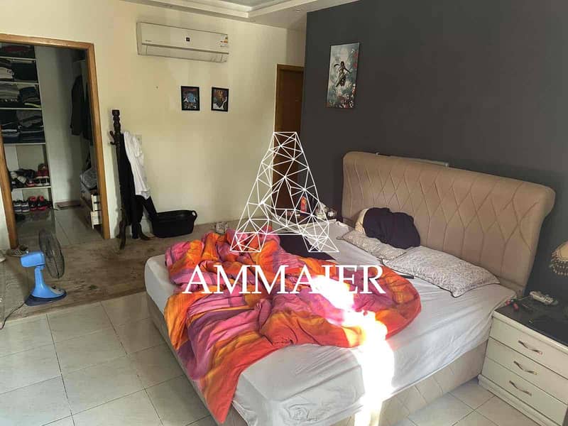 13 c826779a-4065-4c5f-aafa-70b4d6f34991. jpg