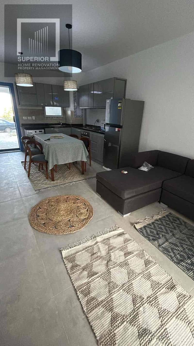 12 39dfddf6-fd65-46c7-bfc6-ec92d009a0af. jpg