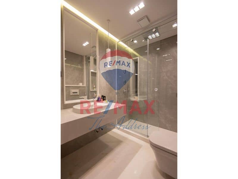 12 1789d742-da3e-475e-8094-1cbe739120b2. jpg