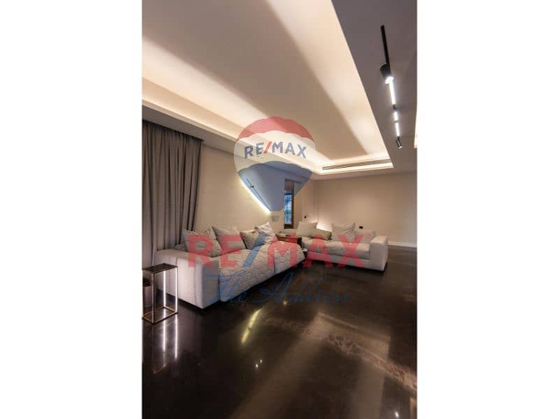 15 6096afae-404e-4eb0-8f21-1abfbb48eb25. jpg