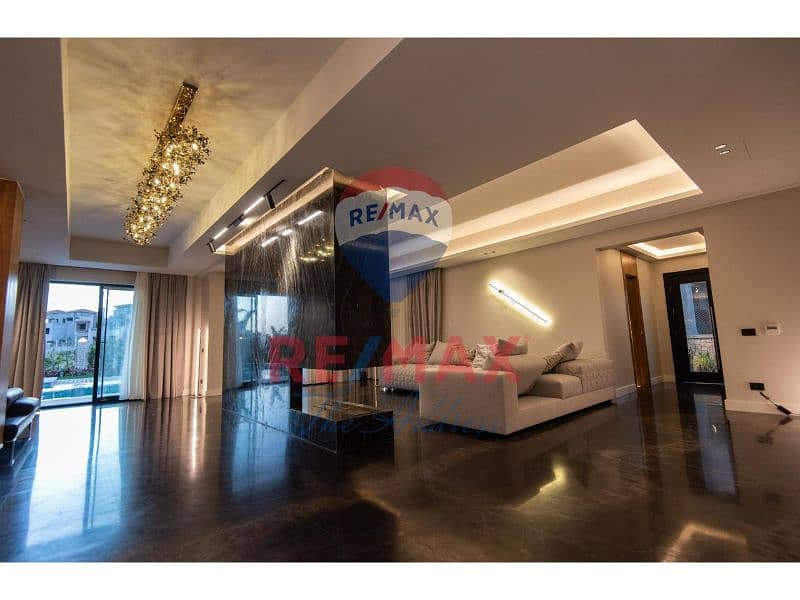 17 a4e9708b-3f7e-47f0-a7ab-88ec98b9ad12. jpg