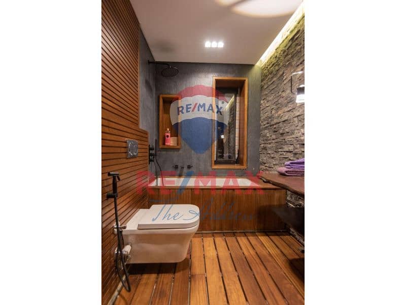 22 cdbab529-cadb-4674-94c1-687e2bc09234. jpg