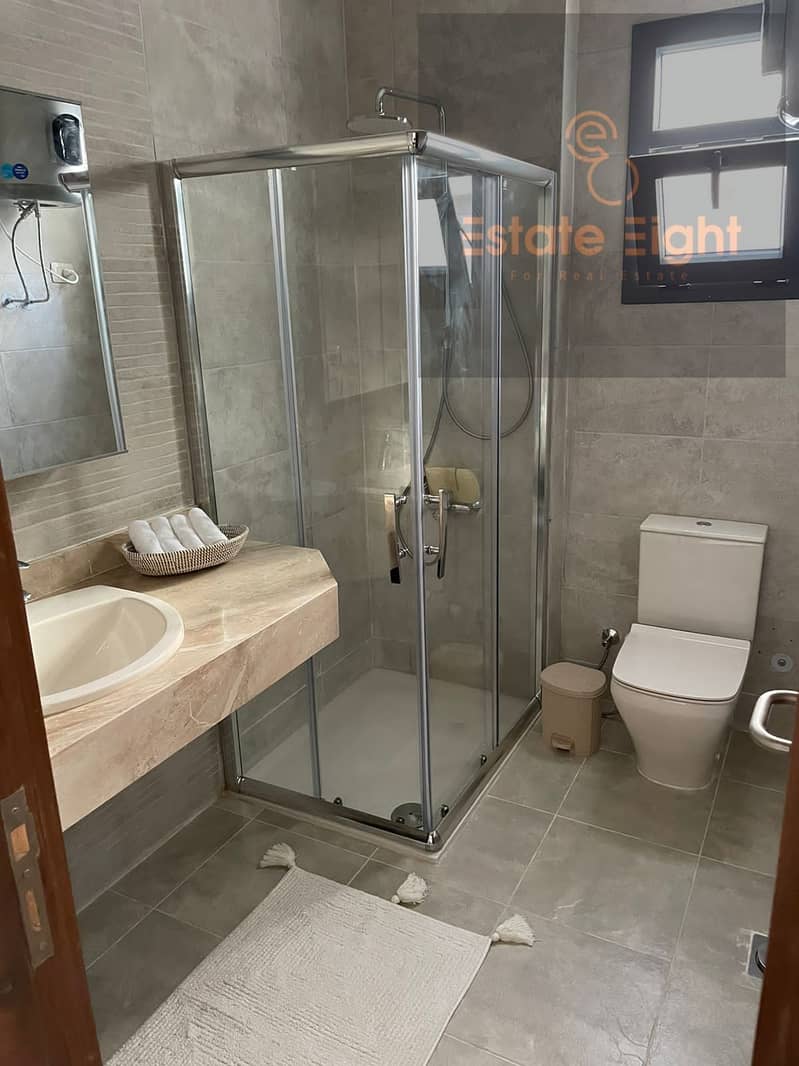 11 e79d0faa-380d-4af9-ac7c-c7248bcdc251. jpg