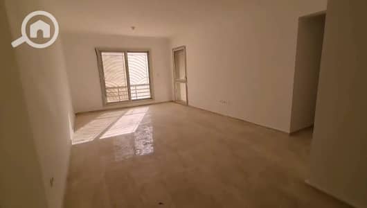 3 Bedroom Flat for Sale in 6th of October, Giza - WhatsApp Video 2025-09-07 at 19.17. 05_2f22307a - frame at 0m2s. jpg