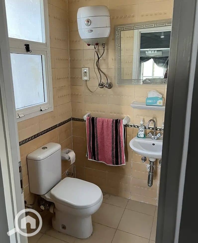 8 d5ff3da7-765c-4b40-9fc4-e577e53942e4. jpg