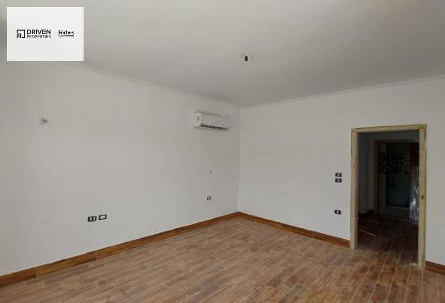 6 8e2c74f7-7b23-484d-b791-eafe8858a8cd. jpg