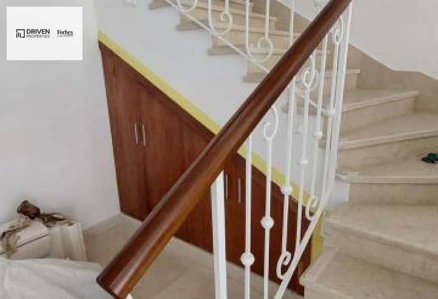 9 6b25c14f-02d0-423b-813d-f5c14b217559. jpg