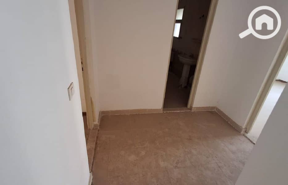 10 01110867-46db-42a5-9ac6-77c3268be5a4. jpg