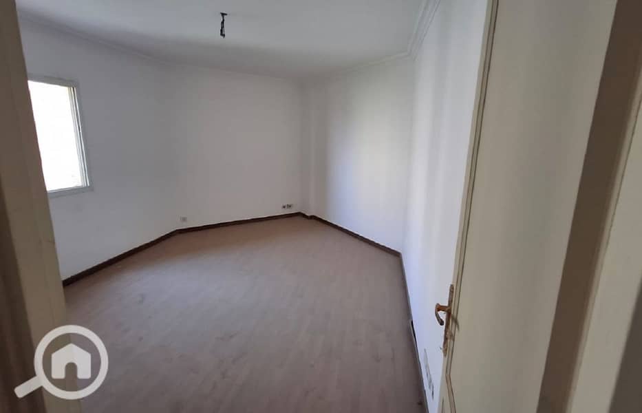 17 d84303ed-1637-44c0-b2f1-53019012a4f5. jpg