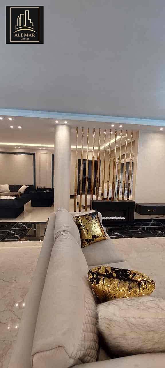 9 153f9e08-a372-443a-8b6d-d4646b73595a. jpg