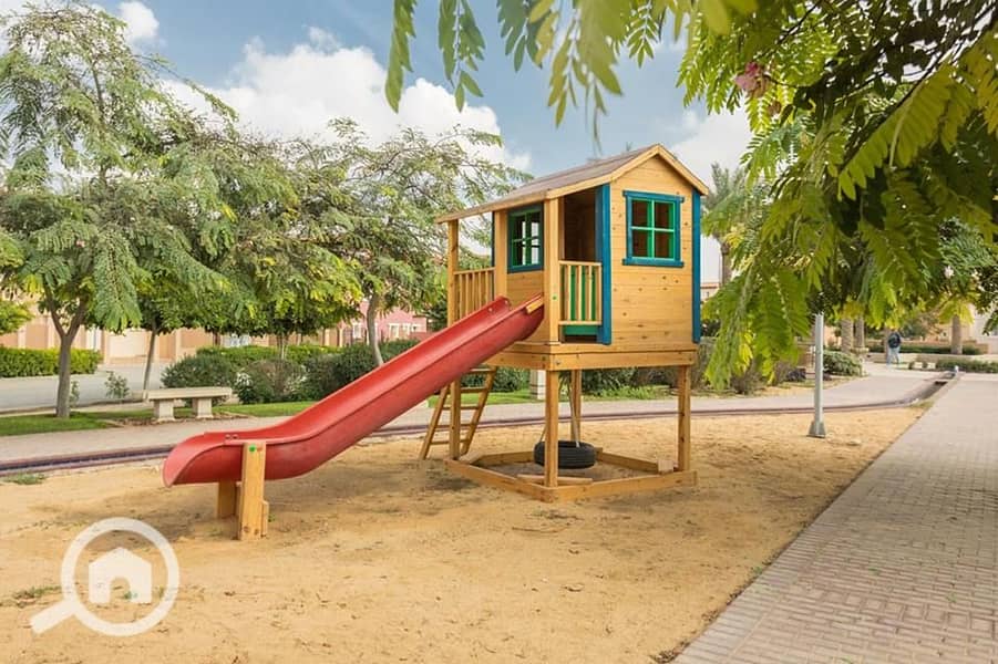 8 55557307_276815566541604_6145394294090891264_n. jpg