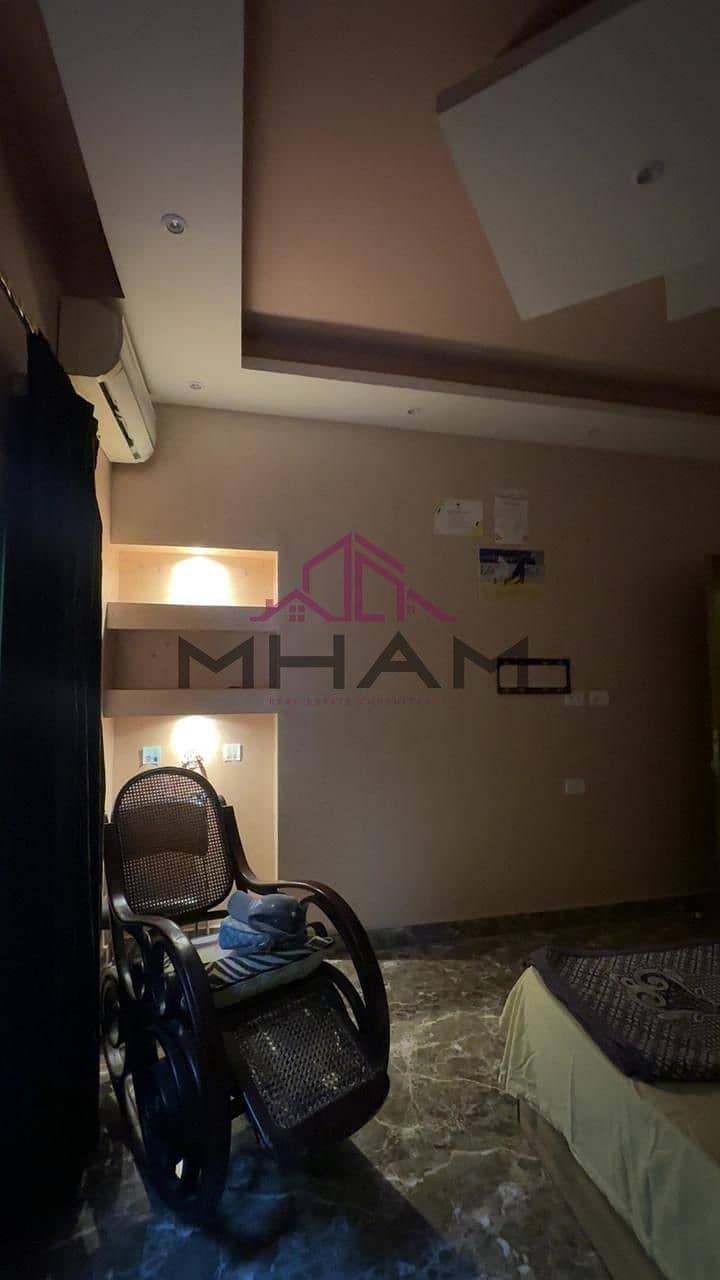 11 photo_5996854474116369203_y. jpg