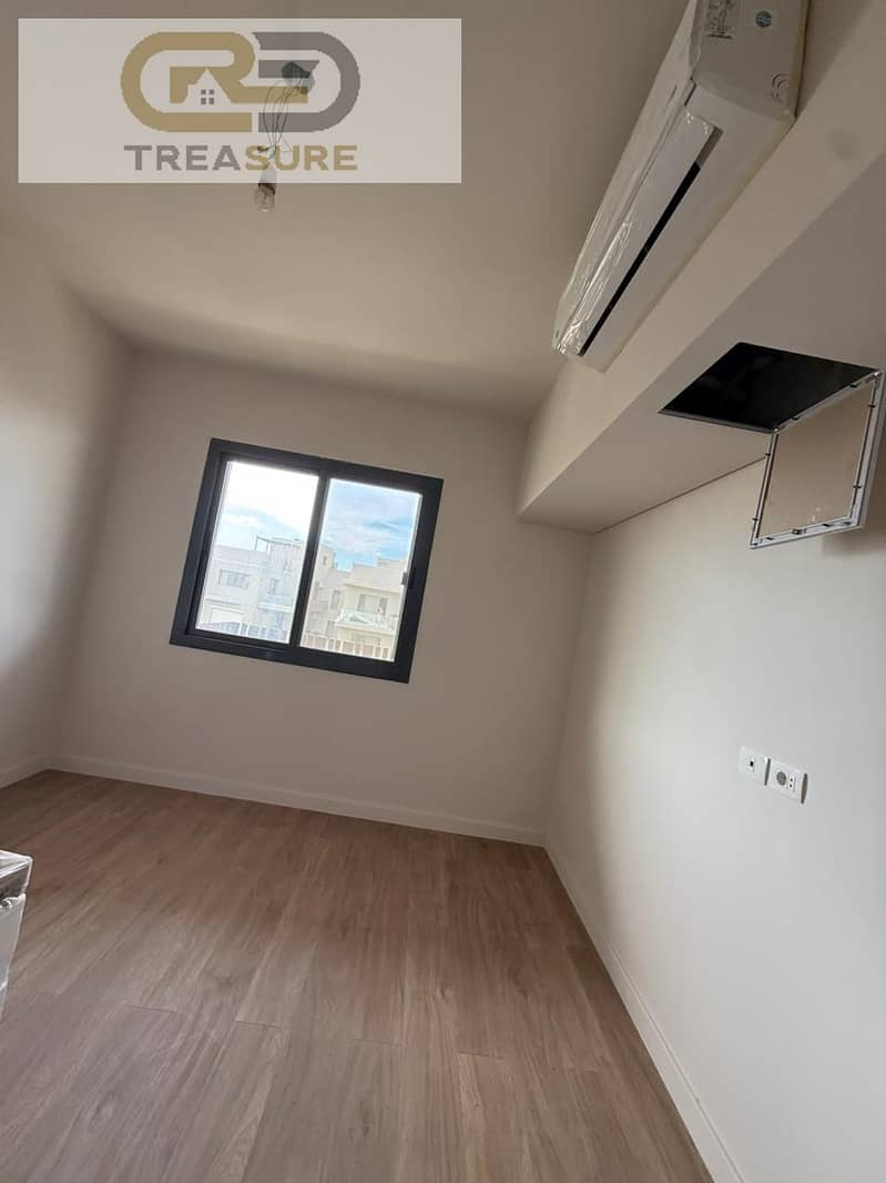 4 WhatsApp Image 2026-01-14 at 12.07. 57 PM (3). jpeg