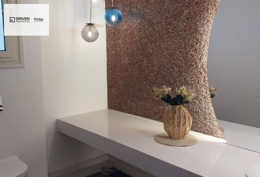 7 60b856e2-32b1-4d01-8c21-6bb3c04cc207. jpg