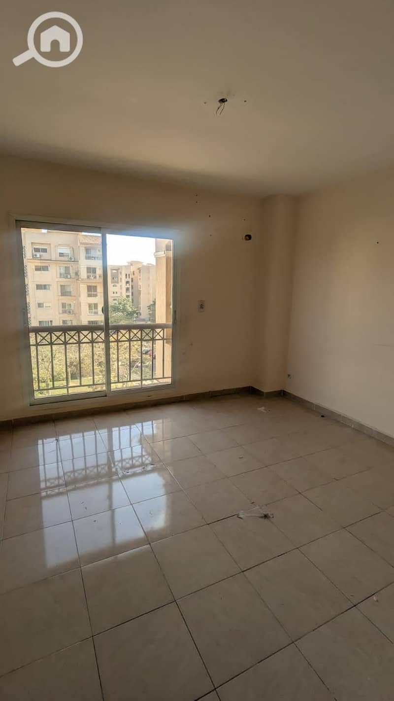 4 76c1ec50-bec5-4151-9879-6ffd48b78cbb. jpg