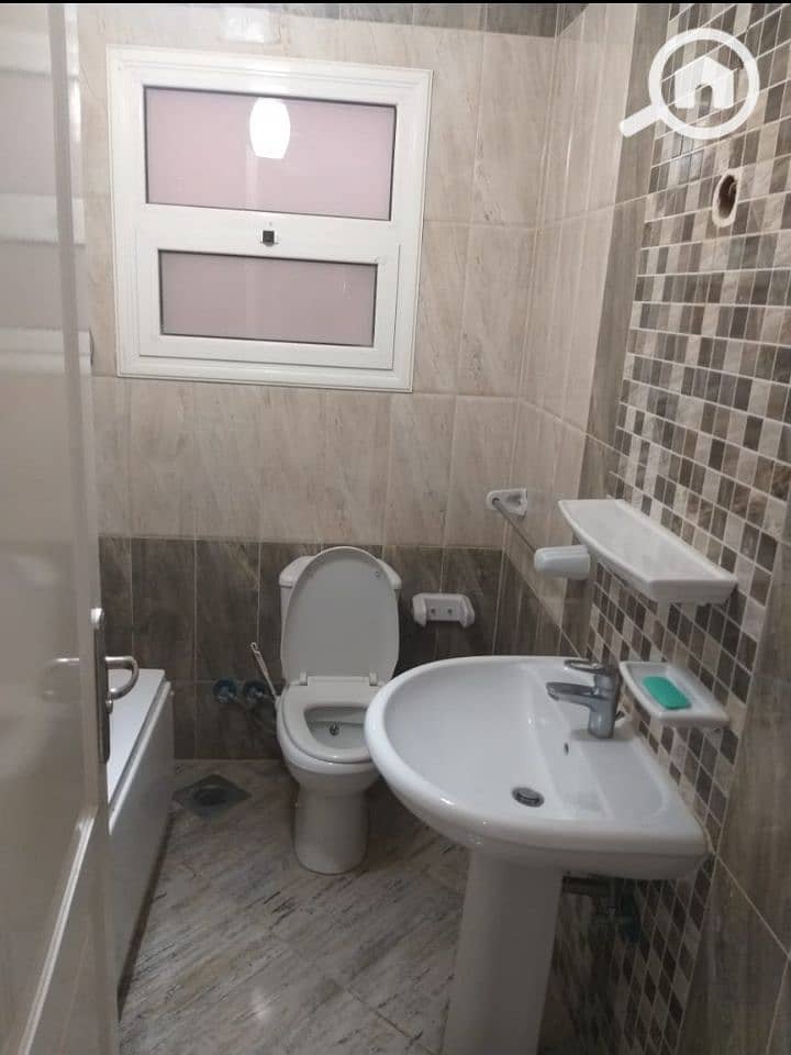 9 08ff1652-3ed9-4afd-8047-9048f72560c1. jfif. jpg