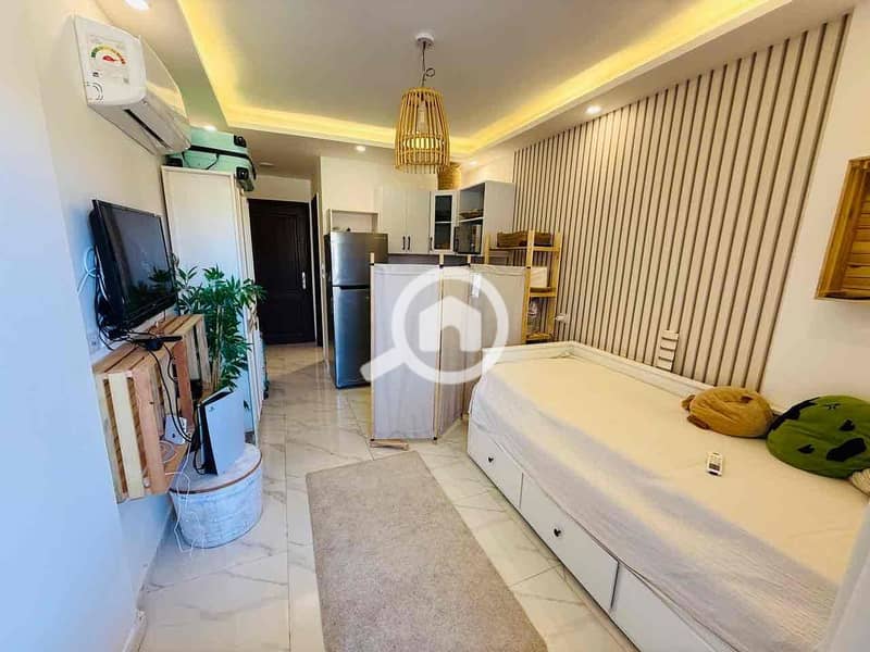 2 6a29b7ef-f56c-4f8b-85b4-104d7148b32d. jpg