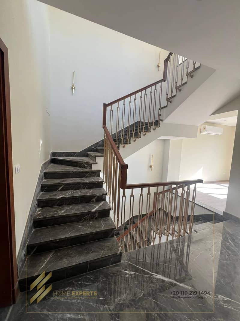 13 151c7ce5-5c6d-4e92-917f-23f471e9c4f1. jpg