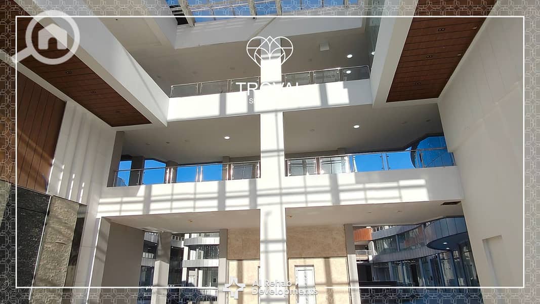 36 project updates template 4. png