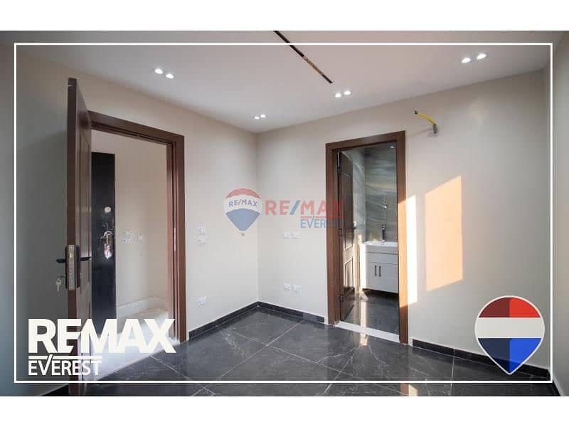 8 56378abd-ef94-460d-be49-203aa2bde9f2. jfif. jpg