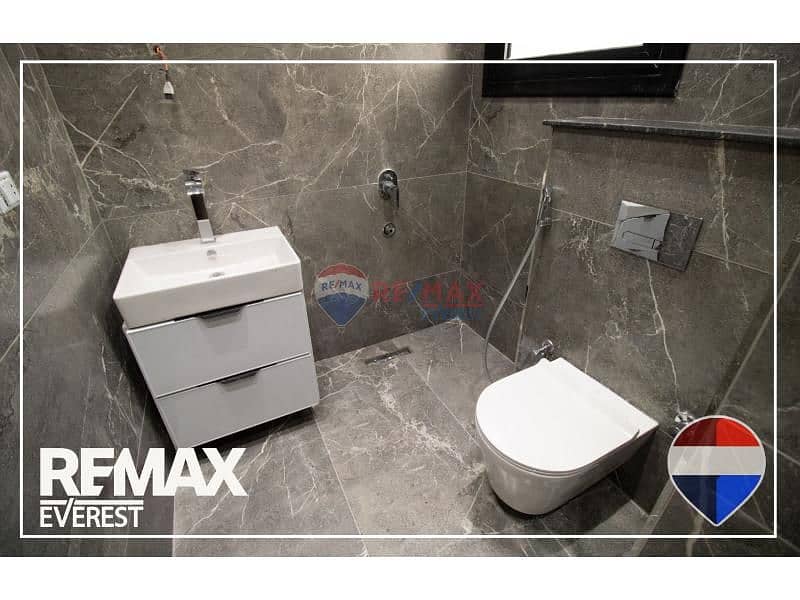 10 aaf32dbb-2940-4755-84d0-87f3b9664cf7. jfif. jpg