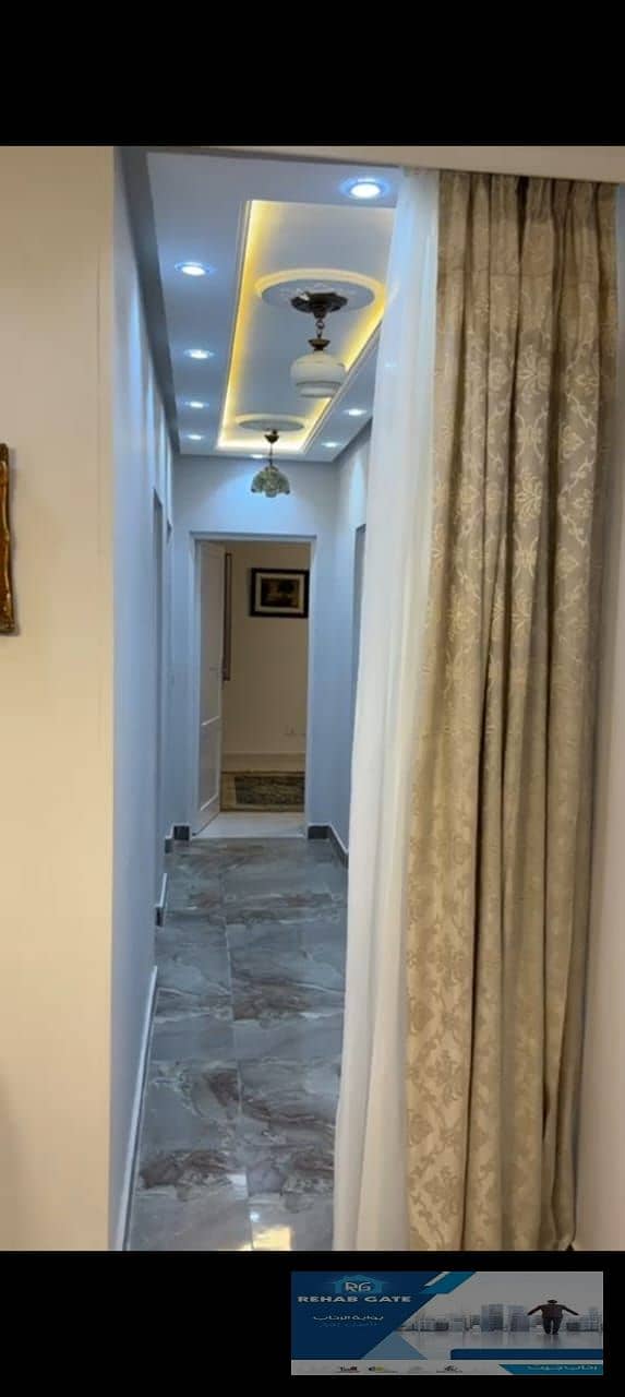 7 e075ad85-53fb-4b0b-a744-a66be46cd40c. jpg