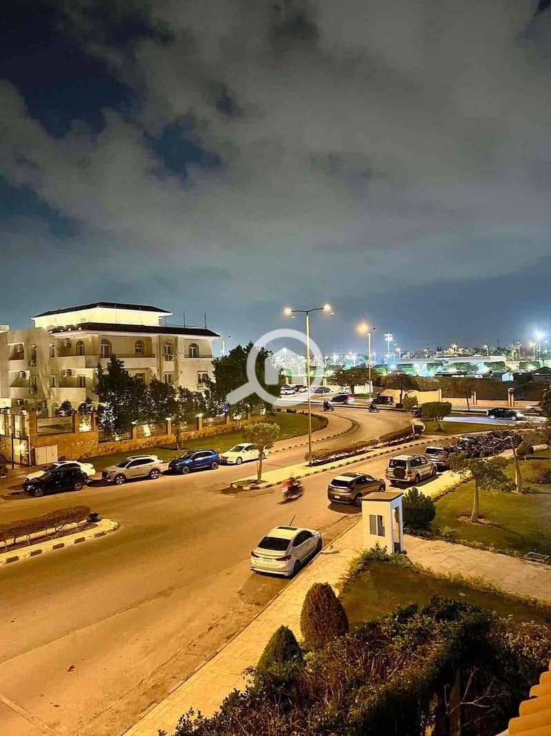 5 b5f86525-452d-45f5-ac52-df5d2894f6ec. jpg