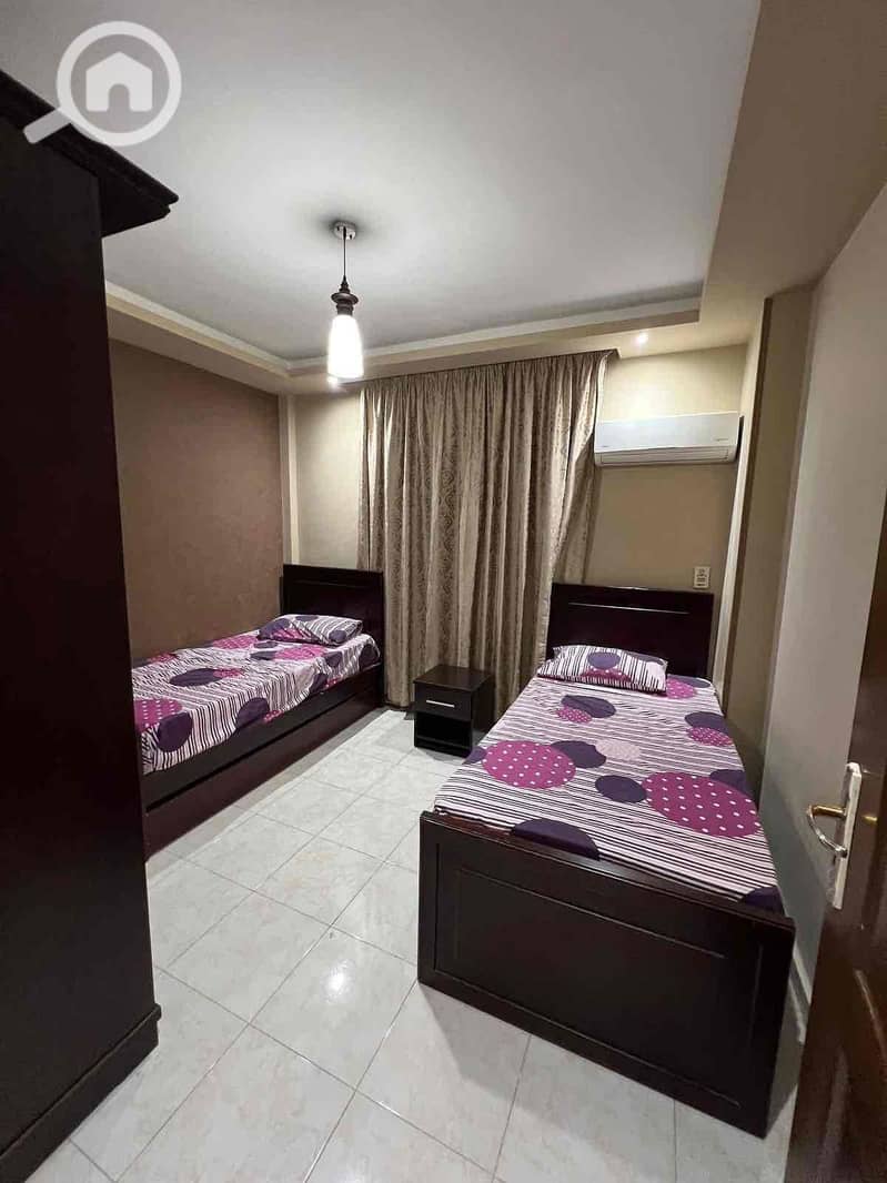 10 fee69a18-6483-4f5d-a7a8-aa45b0f5145a. jpg