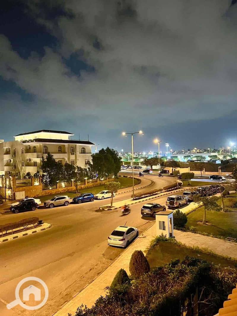 17 b5f86525-452d-45f5-ac52-df5d2894f6ec. jpg