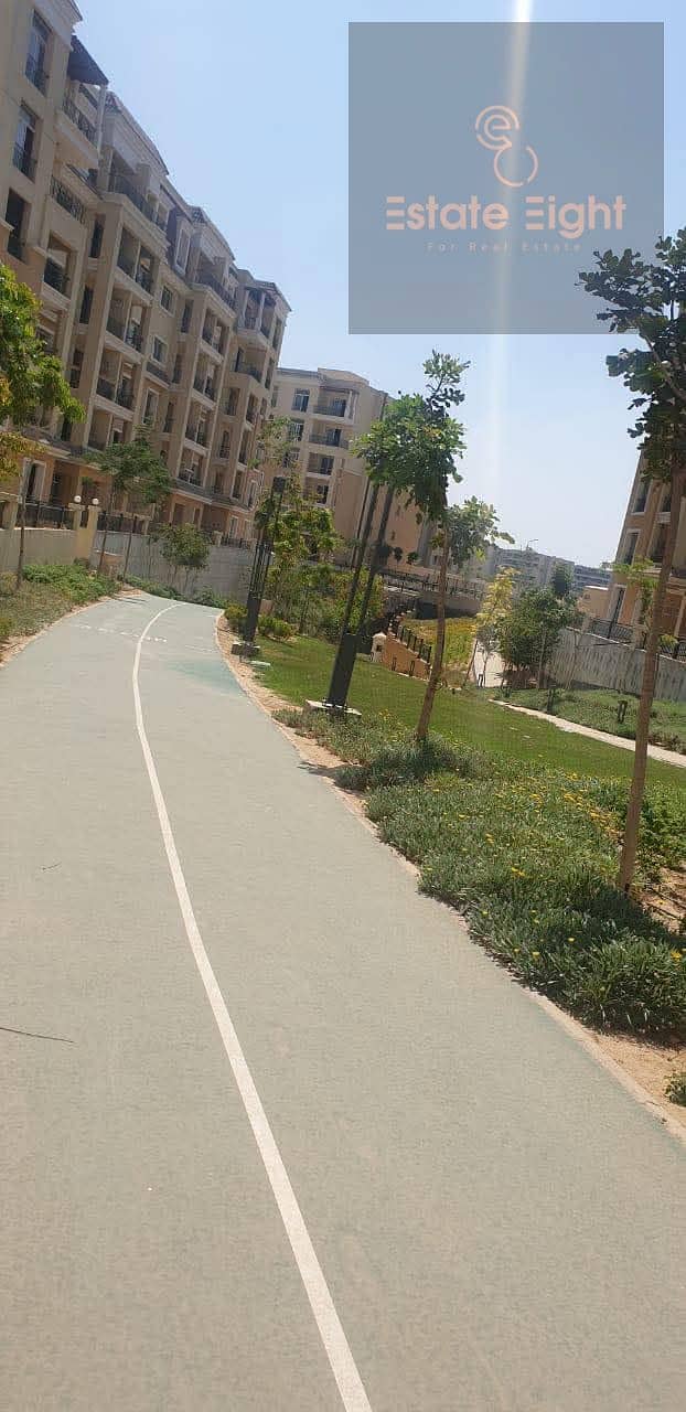 8 abc1f7b3-ac73-4795-b196-59e1e180d996. jpg