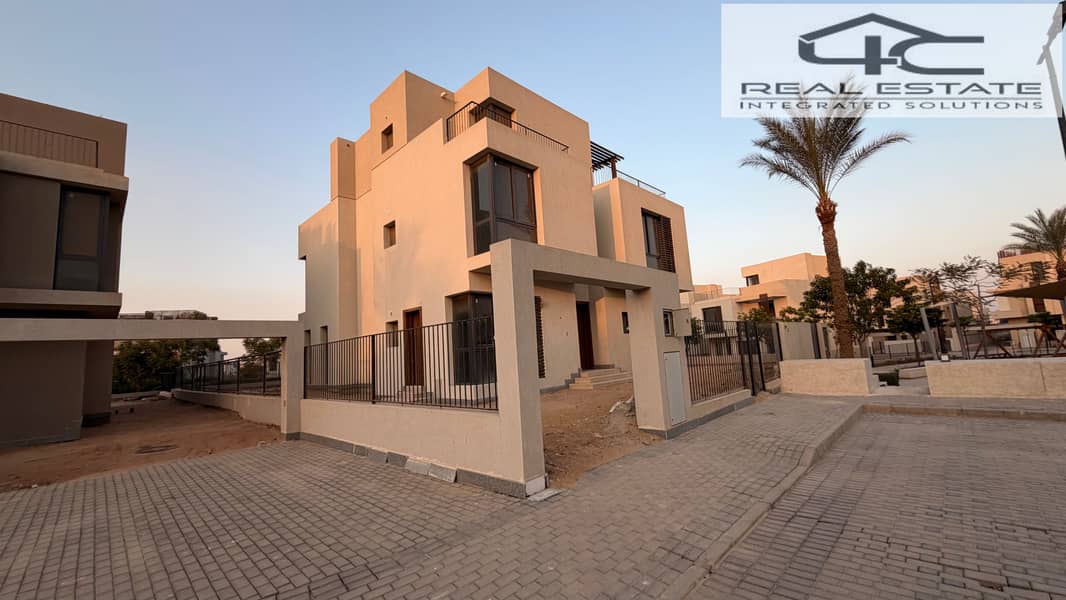 4 2025_12_23_16_29_IMG_1825. JPG