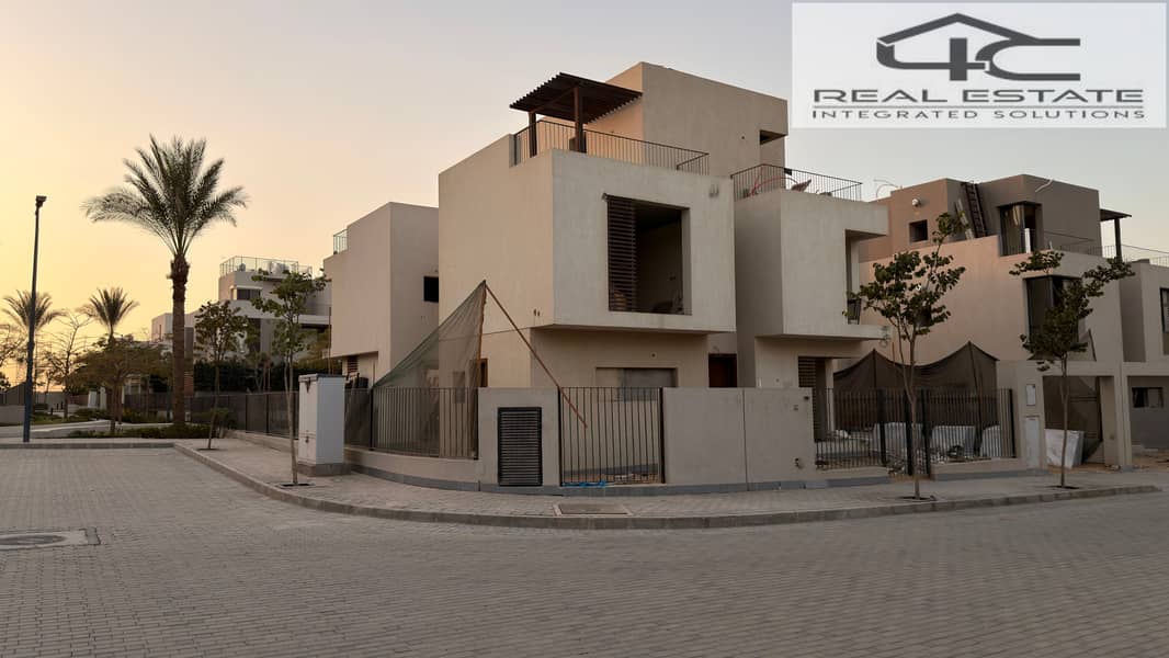 6 2025_12_23_16_36_IMG_1852. JPG