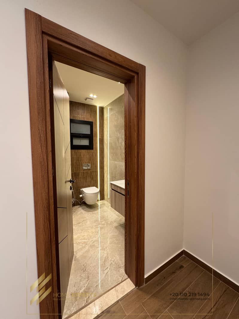 6 460a1124-d605-4ecb-8458-a4fe16b3ea8d. jpg