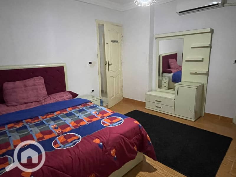 4 79efcfcb-3c4f-4565-ba5d-e577b4784fa8. jpg