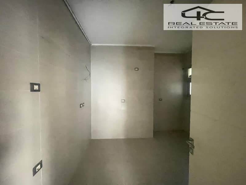 12 WhatsApp Image 2026-01-14 at 12.48. 59 PM (2). jpeg