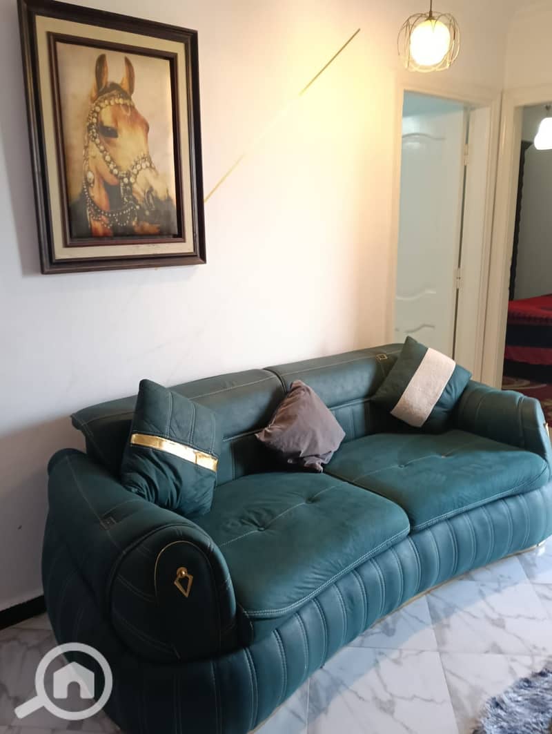 3 0d8df2a1-a0bb-4507-8475-a1a2d39b3c7e. jpg