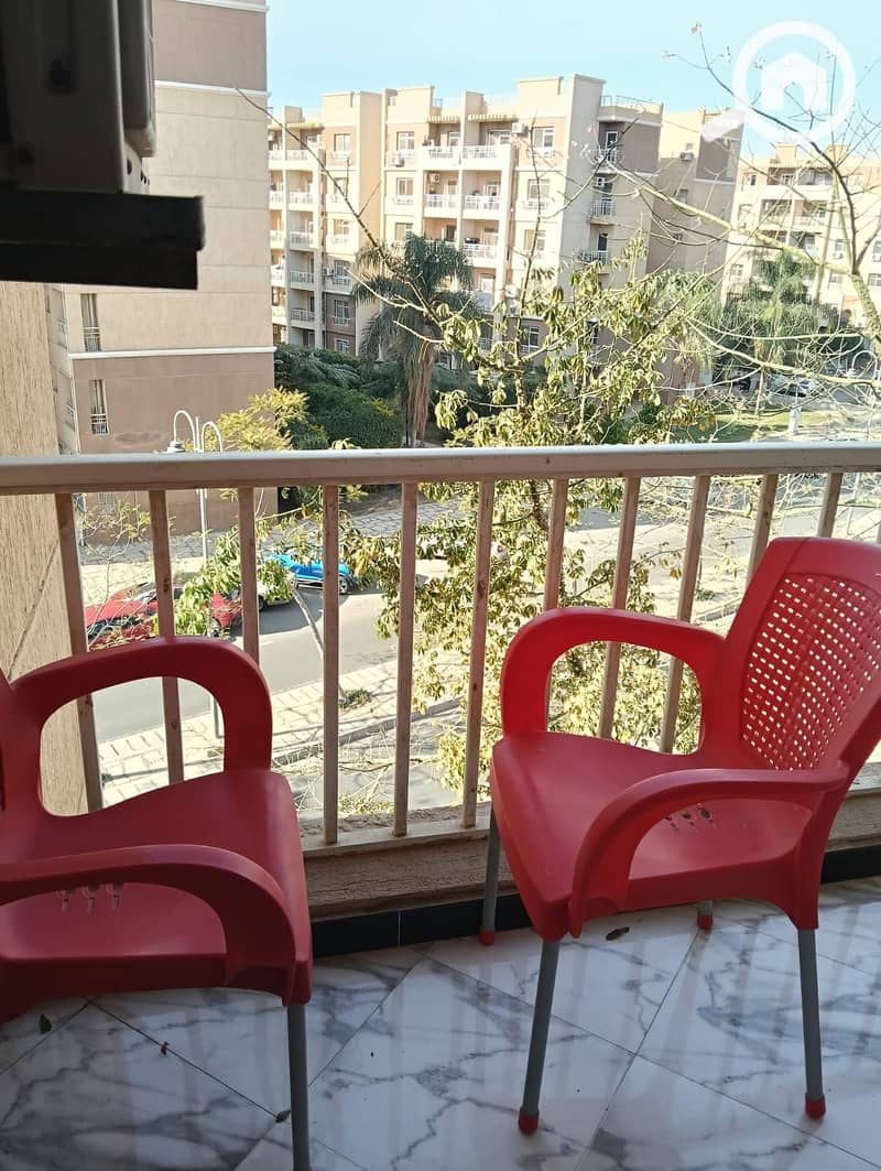 6 21dbc099-03b2-4bc5-b575-cfe111908539. jpg