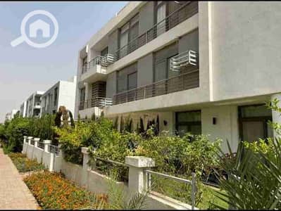 فلیٹ 5 غرف نوم للبيع في القاهرة الجديدة، القاهرة - IMG-20251202-WA0110. jpg