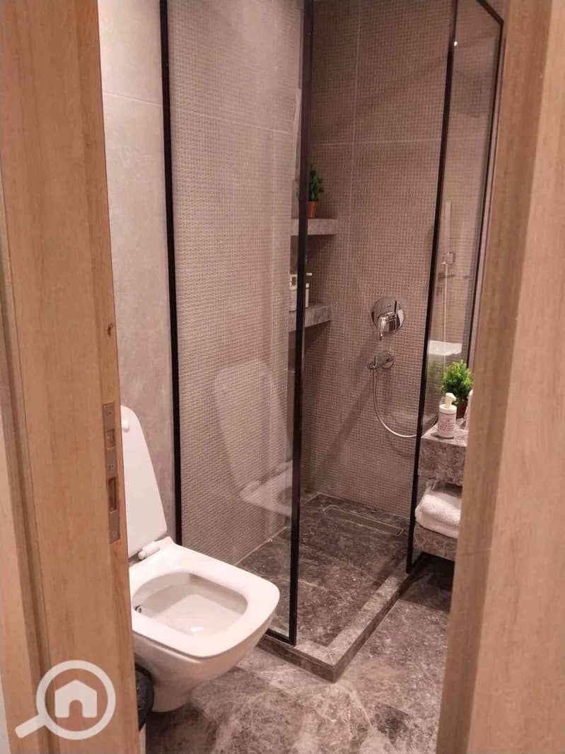 14 decfcd18-c094-4aa3-9e90-0ba953b406b8. jpg