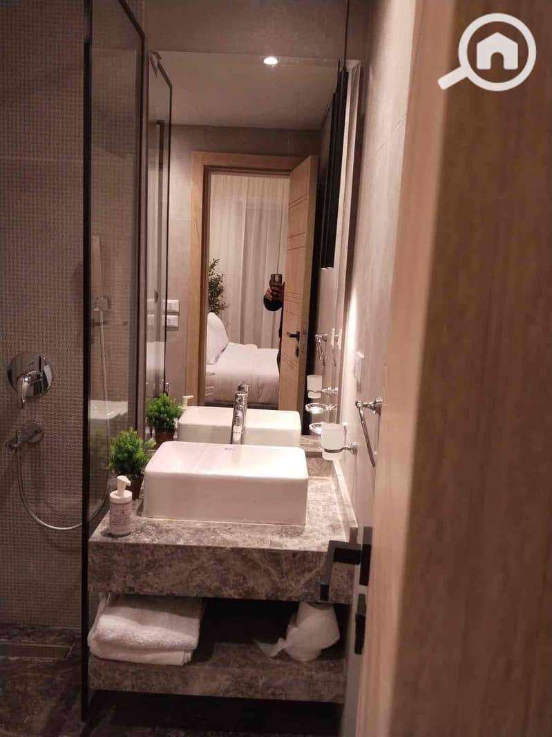 15 5d24215e-89d1-4db1-8156-26c358d6e64c. jpg